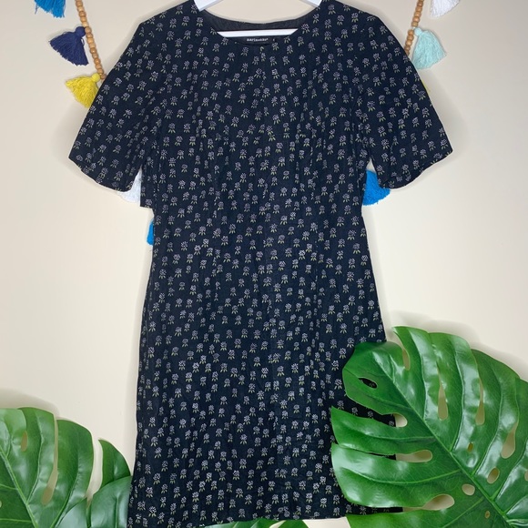 Marimekko Dresses & Skirts - Marimekko Berry Print Corduroy Shift Dress